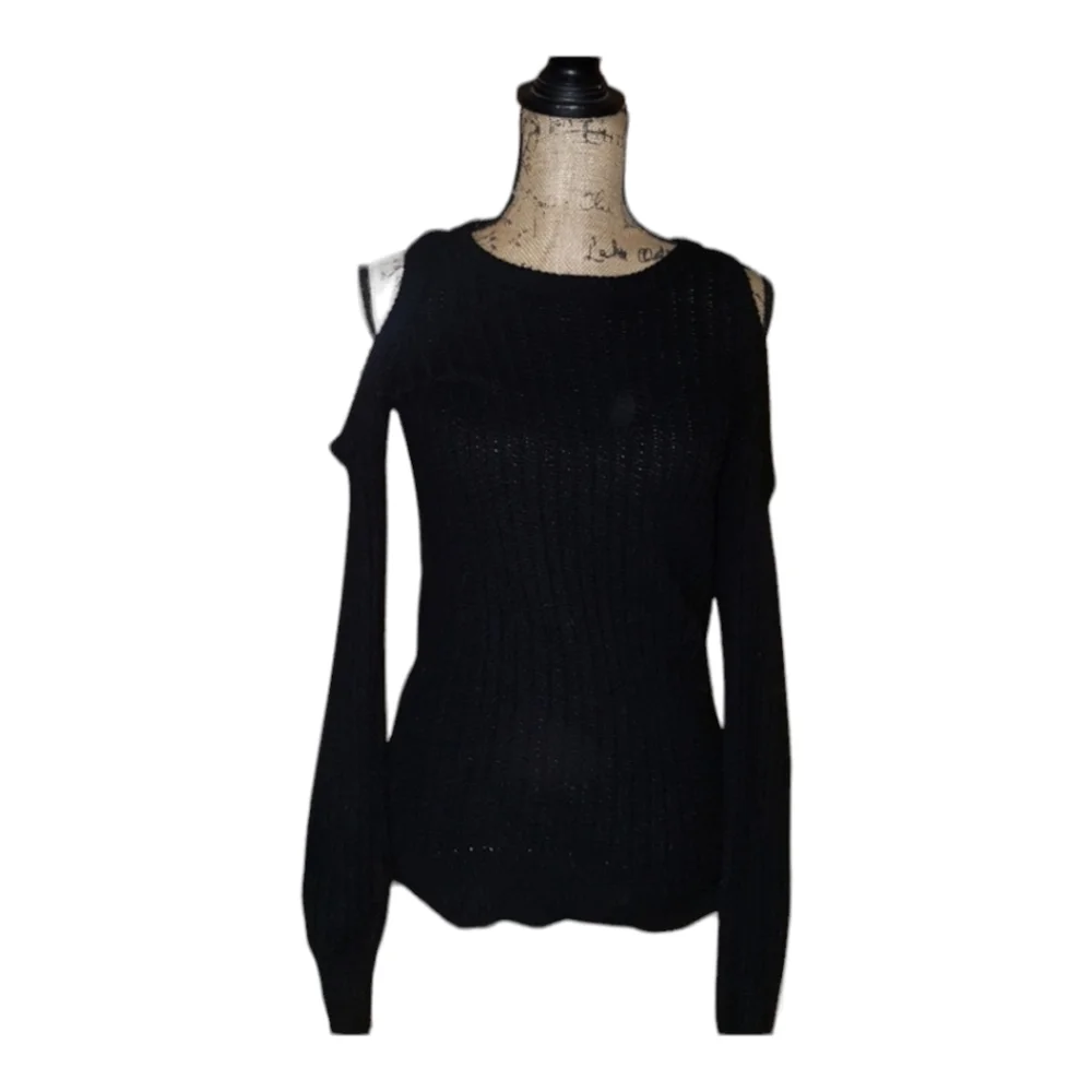 Michael Kors cold shoulder sweater S‎